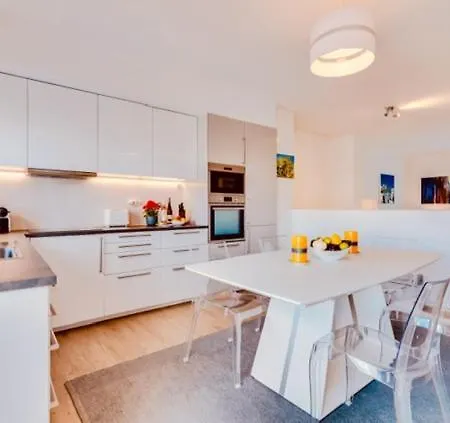 Sea Balconies Apartament